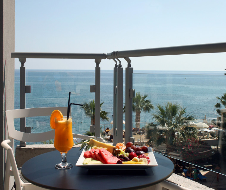 Glaros Beach Hotel Hersonissos Junior Suites Sharing Pool Annex Building 1