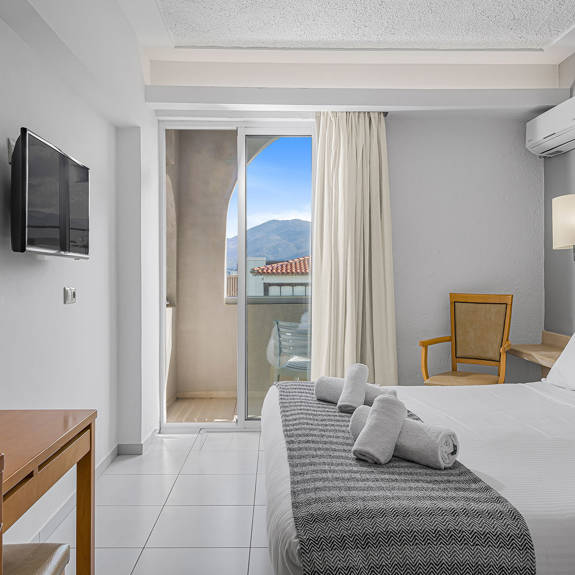 Glaros Hotel Hersonissos Crete Sideseaview Or Standard Room 6